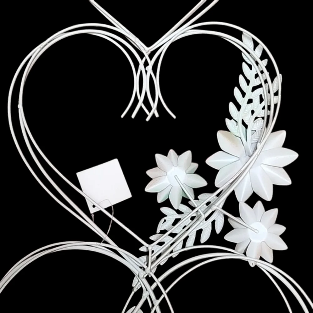 Hobby Lobby Pastel Green & Blue Succulents 3 Heart Wall Decor New with Tags